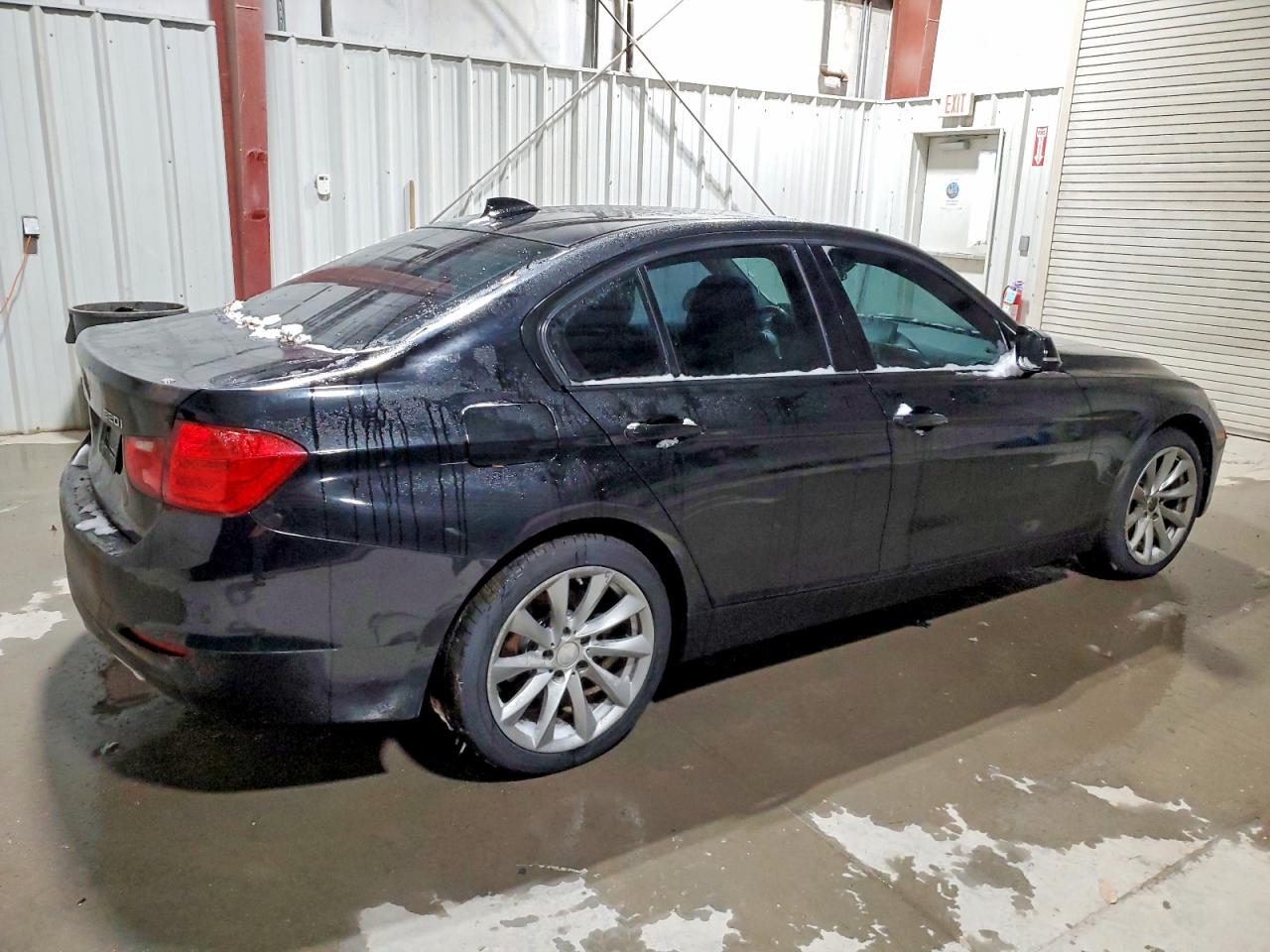 2015 BMW 320 I XDRIVE photo 3
