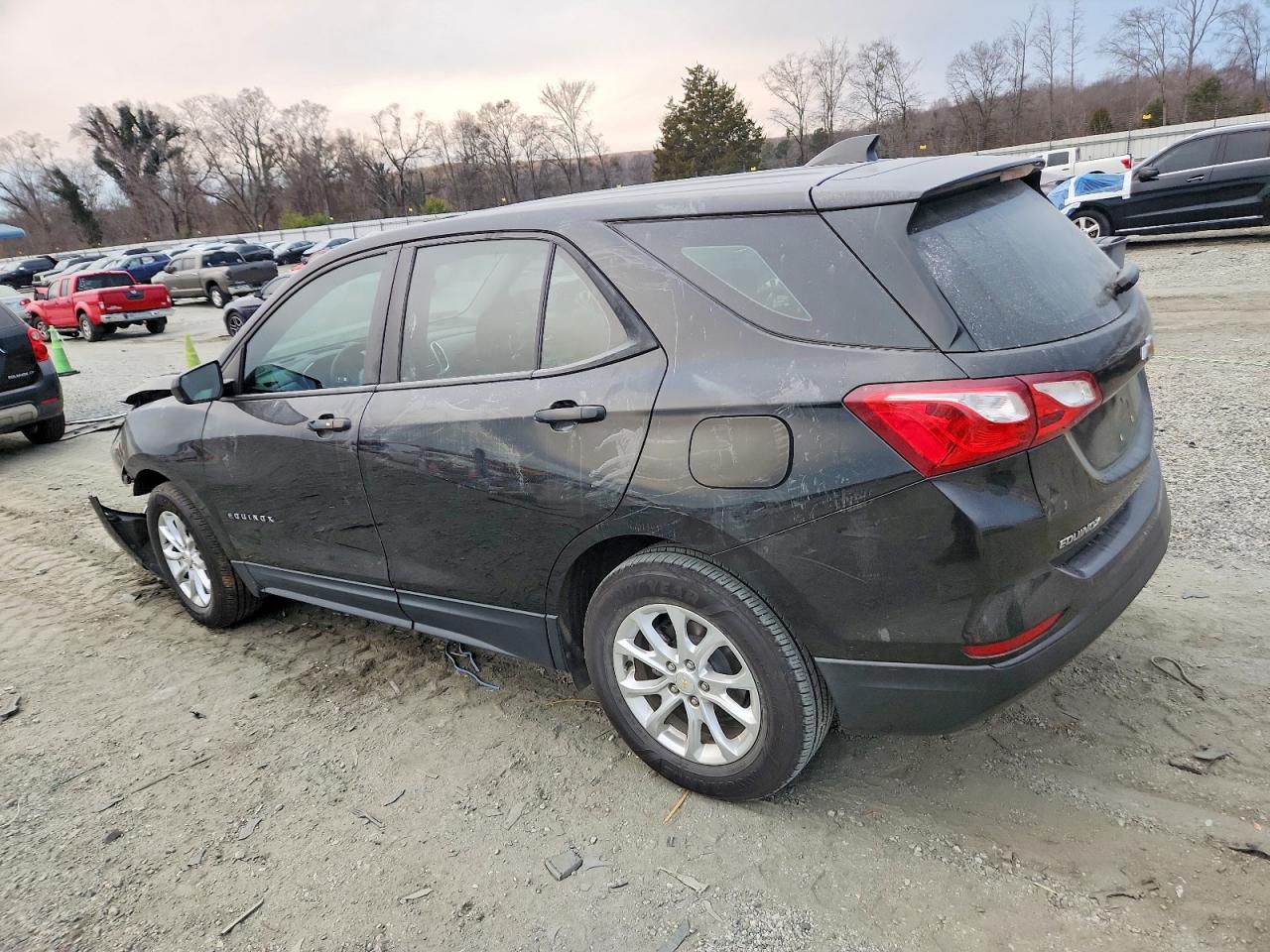 2020 CHEVROLET EQUINOX LS photo 2