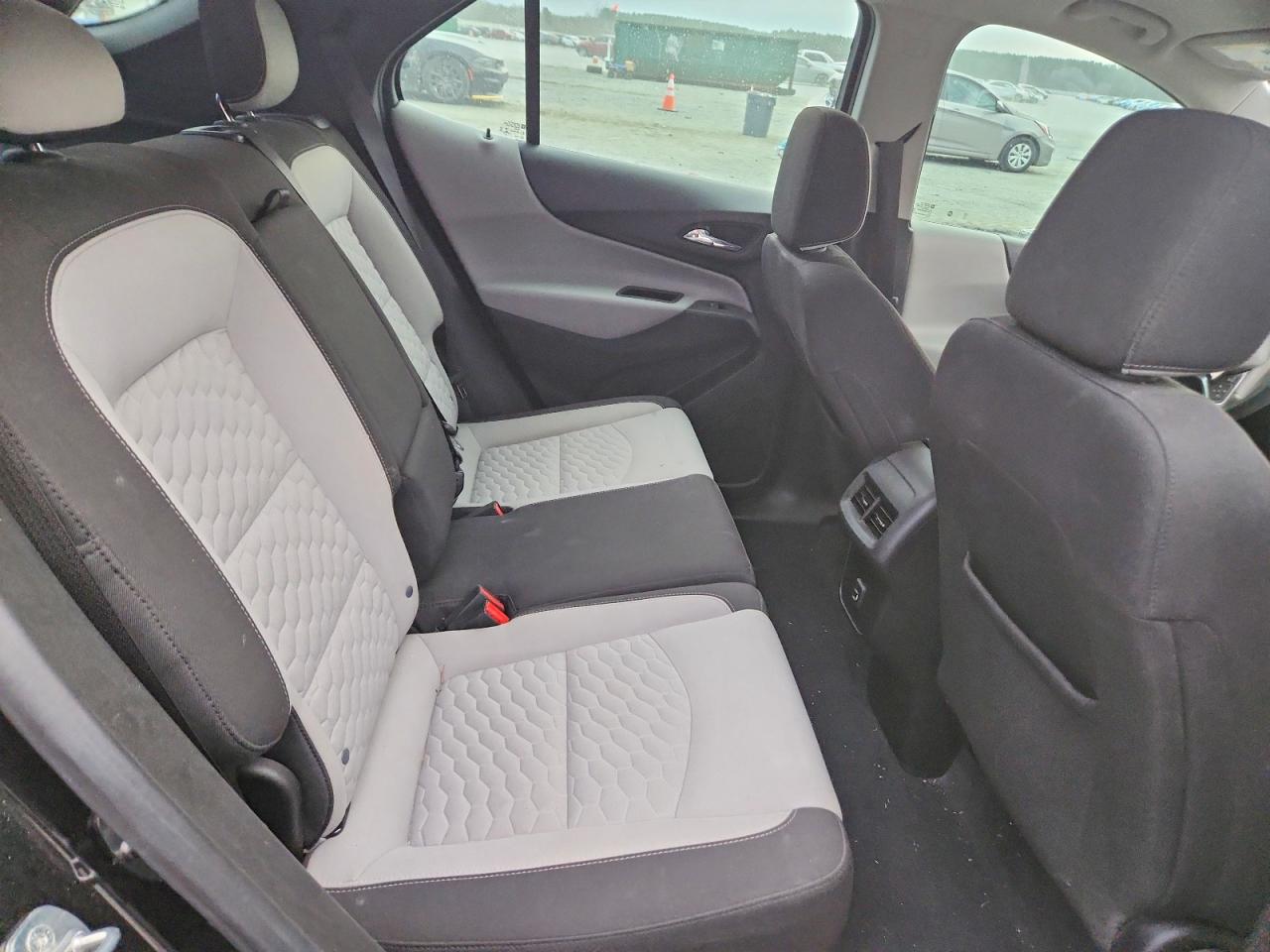 2020 CHEVROLET EQUINOX LS photo 11