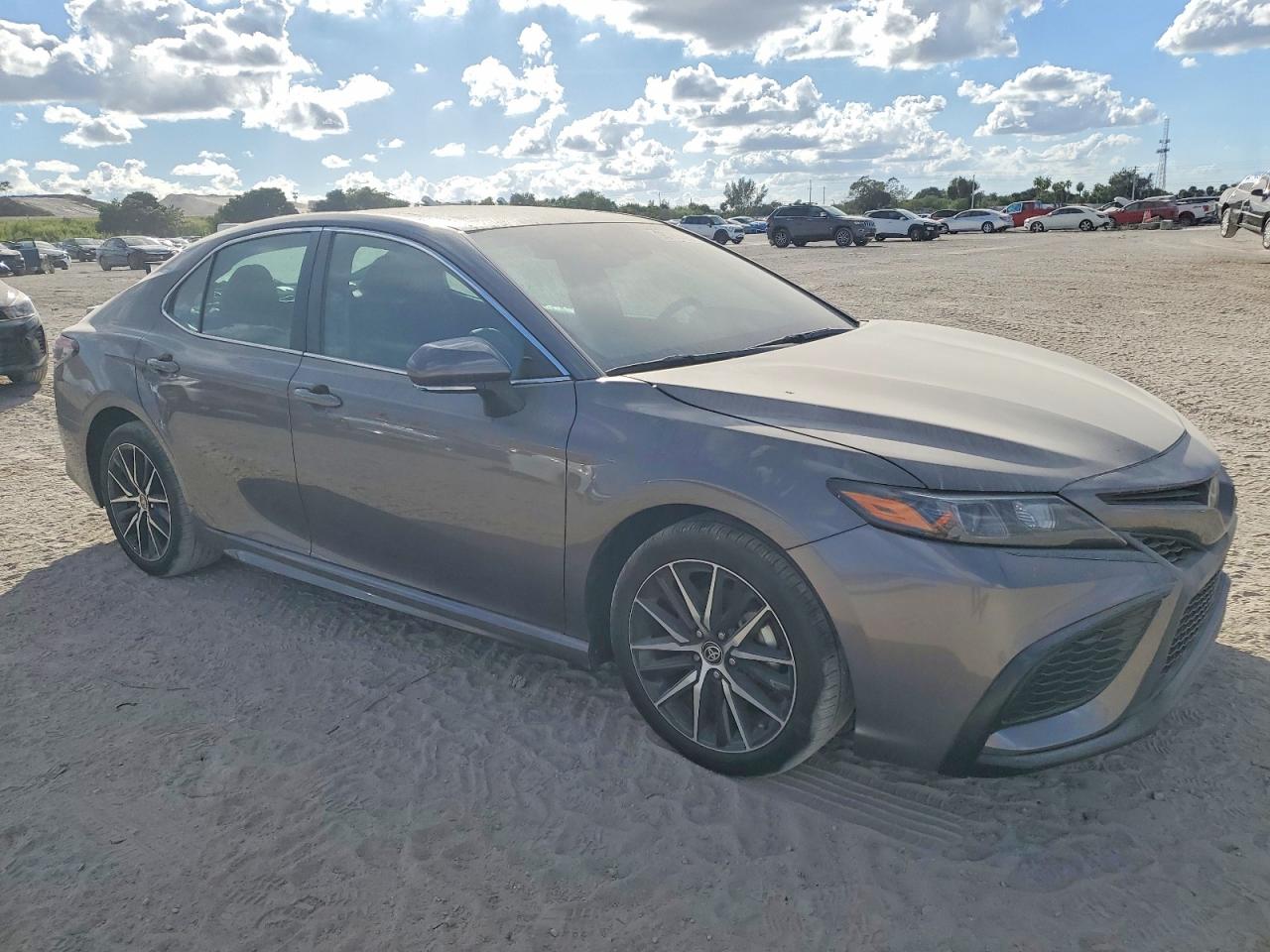 2024 TOYOTA CAMRY SE NIGHT SHADE photo 4