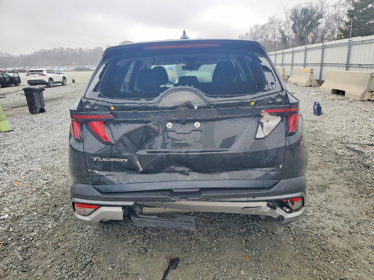 2025 HYUNDAI TUCSON SEL photo 6
