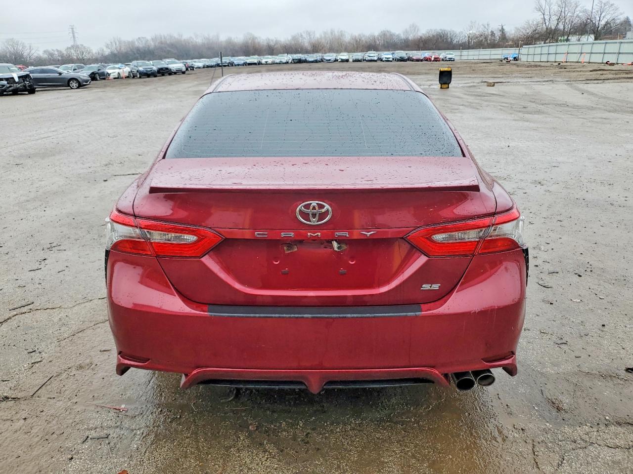 2018 TOYOTA CAMRY L photo 6