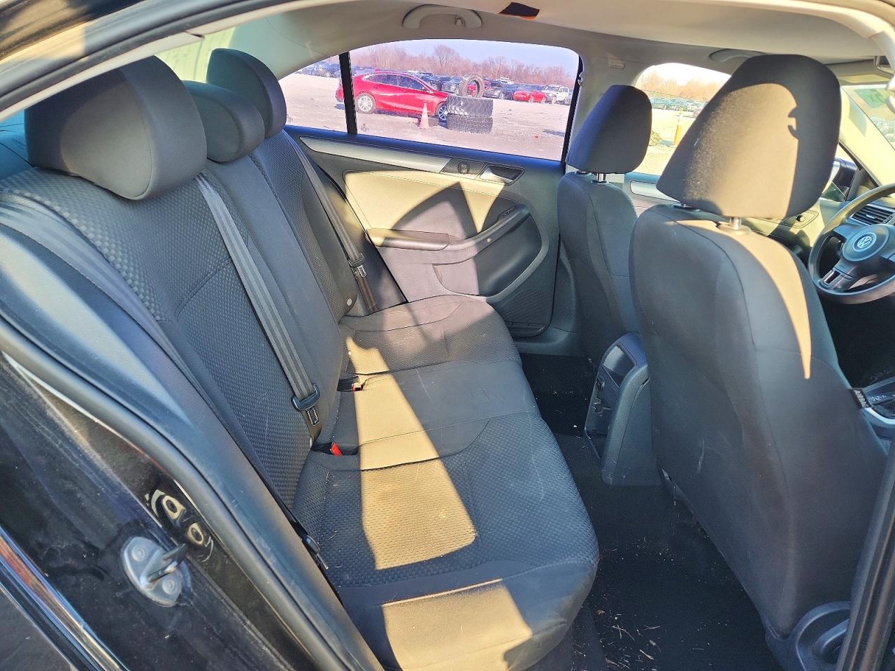 2013 VOLKSWAGEN JETTA BASE photo 10