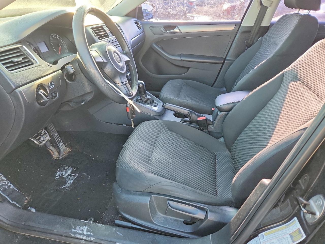 2013 VOLKSWAGEN JETTA BASE photo 7