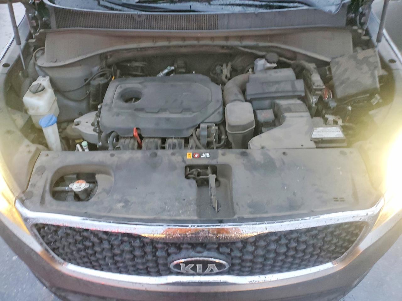2017 KIA SORENTO LX photo 12