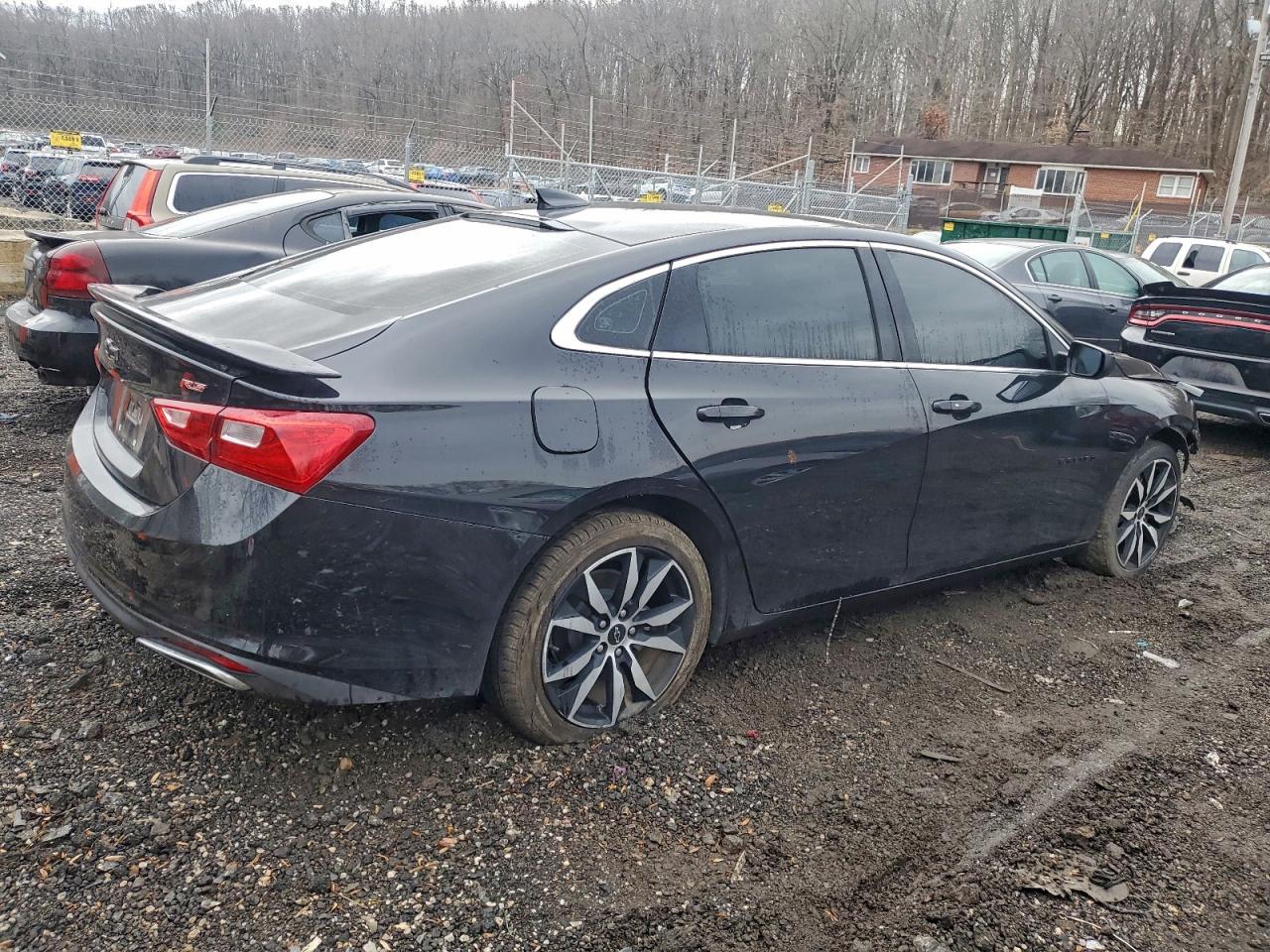 2024 CHEVROLET MALIBU RS photo 3