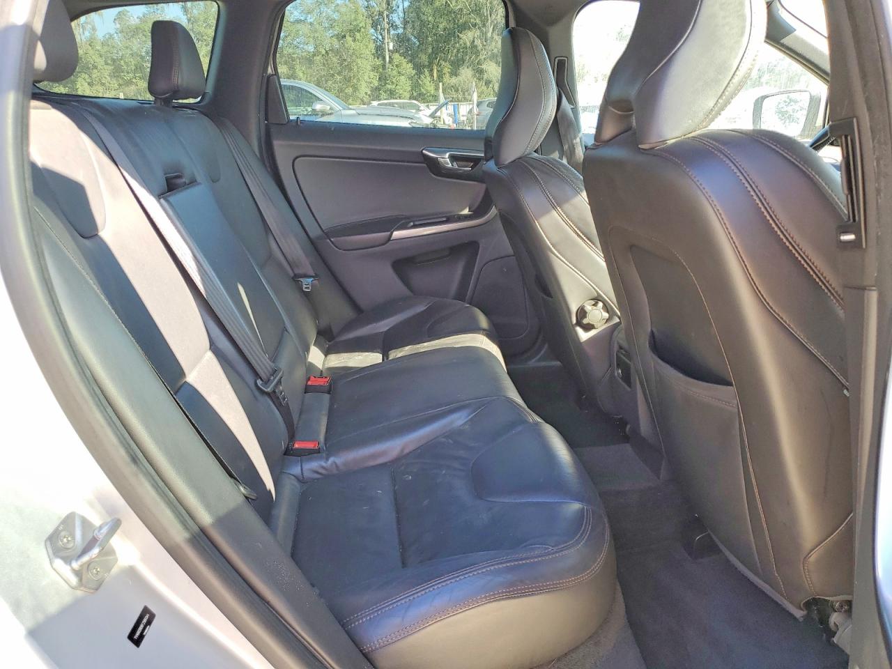 2015 VOLVO XC60 T6 PLATINUM photo 11