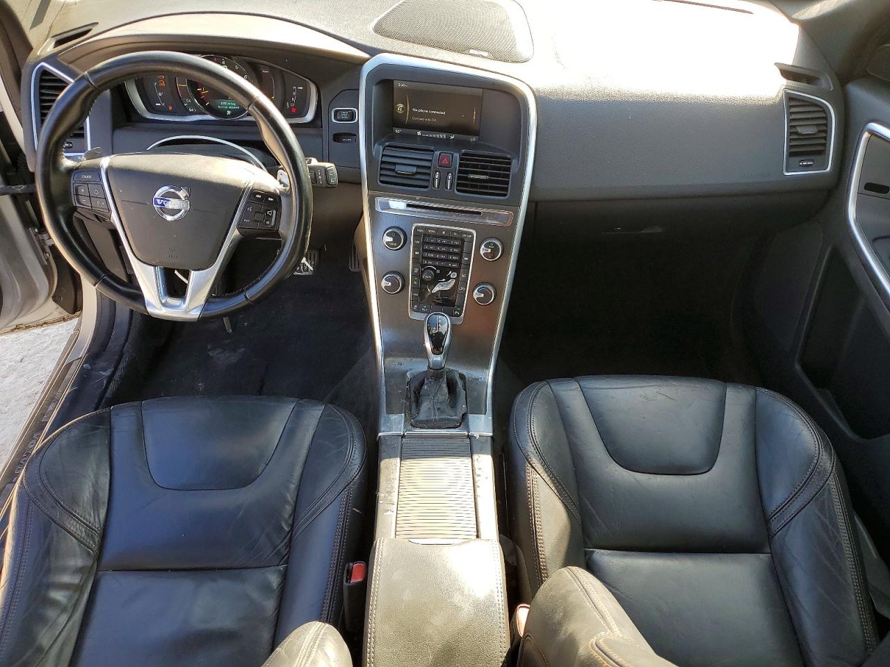 2015 VOLVO XC60 T6 PLATINUM photo 8