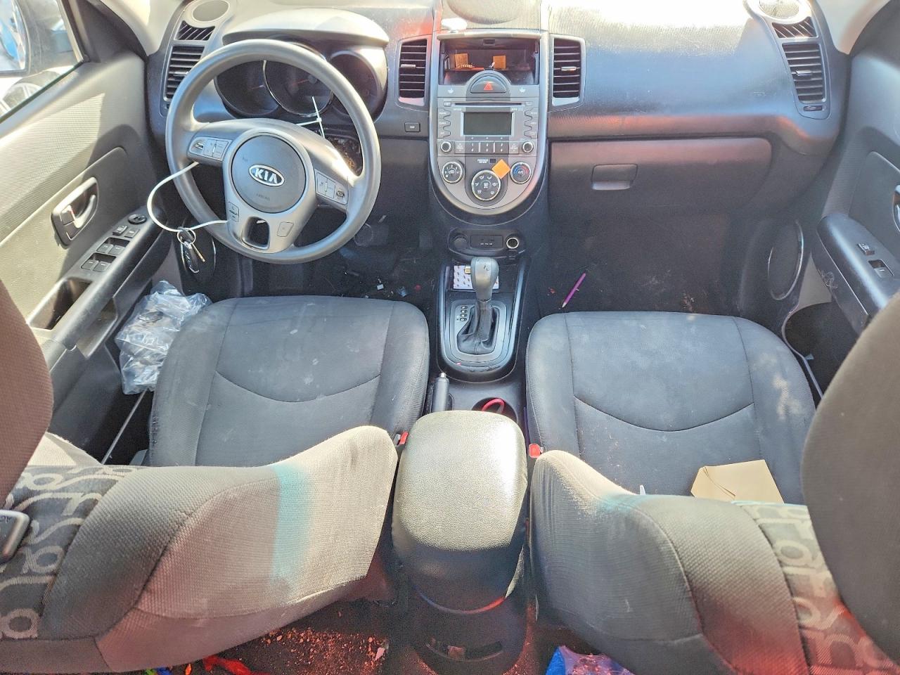 2011 KIA SOUL + photo 8