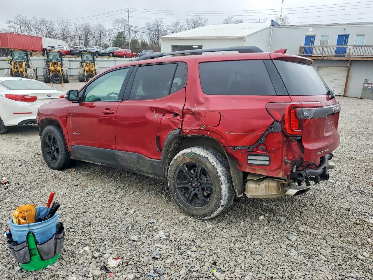 2023 GMC ACADIA AT4 photo 2