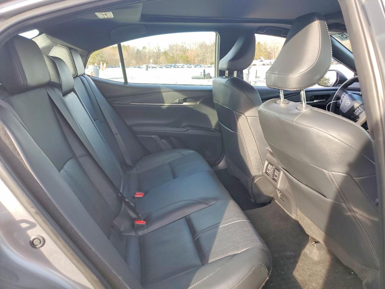 2025 TOYOTA CAMRY XSE photo 10