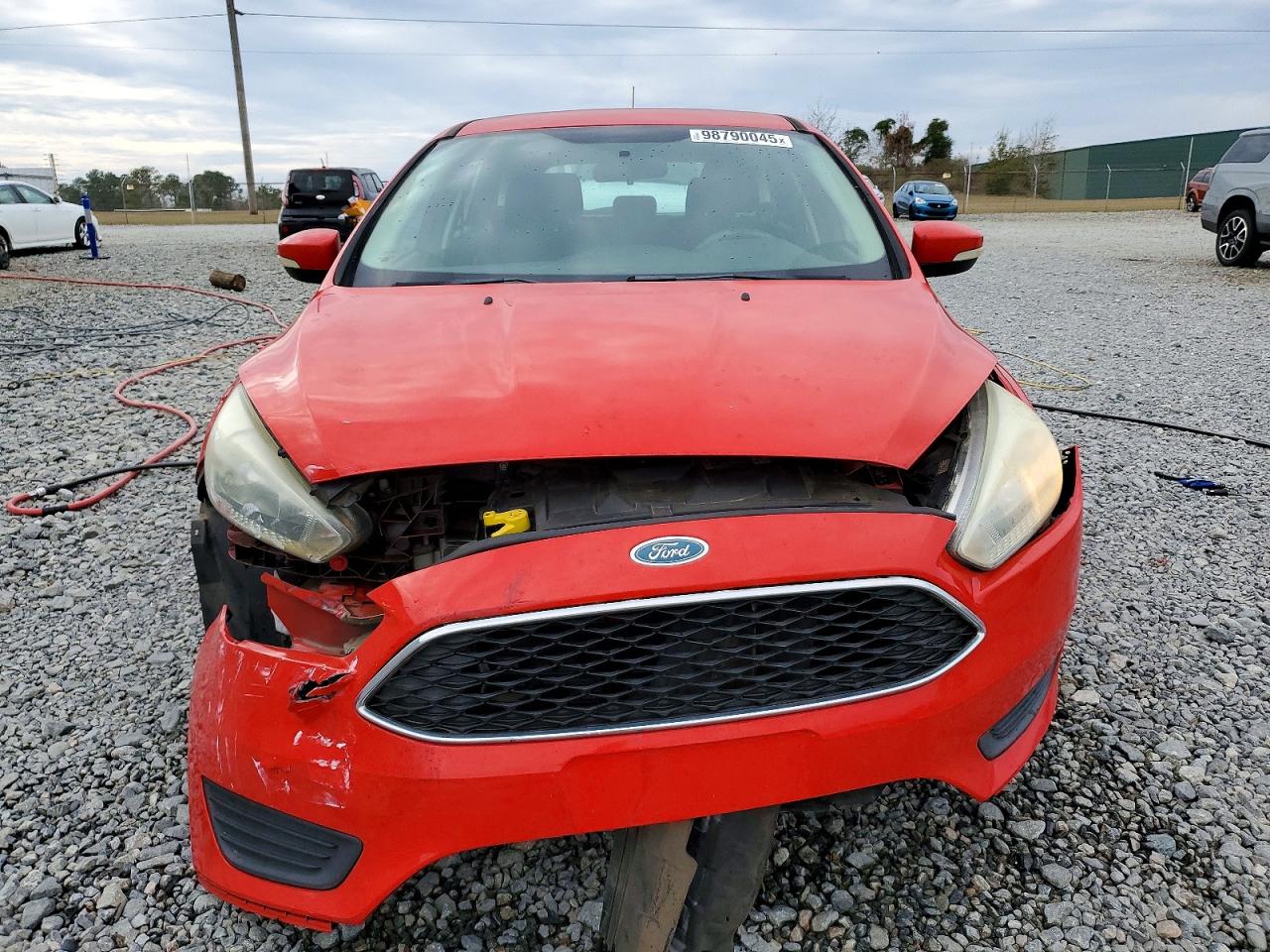 2015 FORD FOCUS SE photo 9