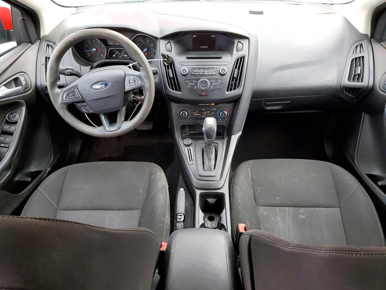 2015 FORD FOCUS SE photo 15