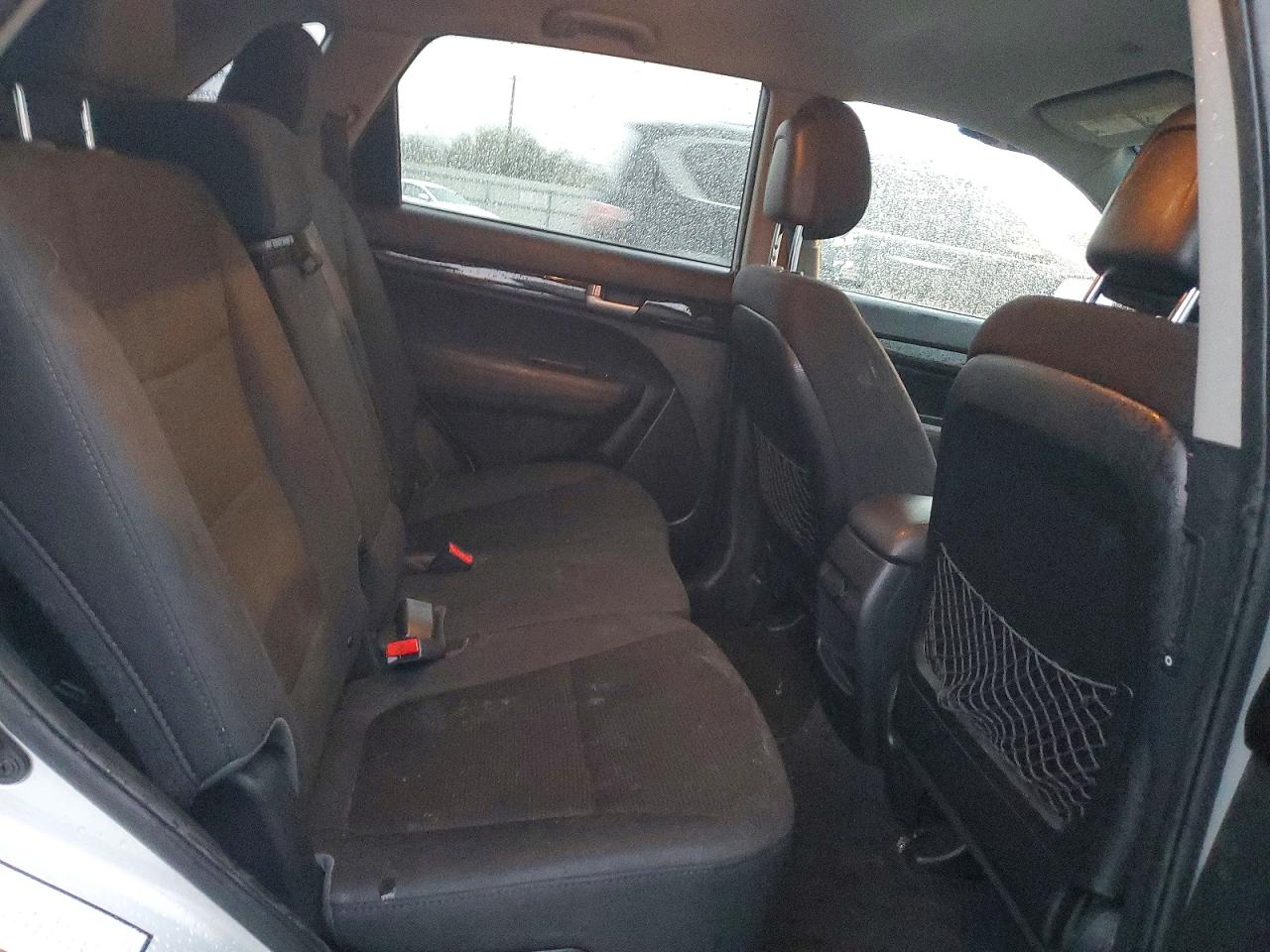 2015 KIA SORENTO LX photo 21