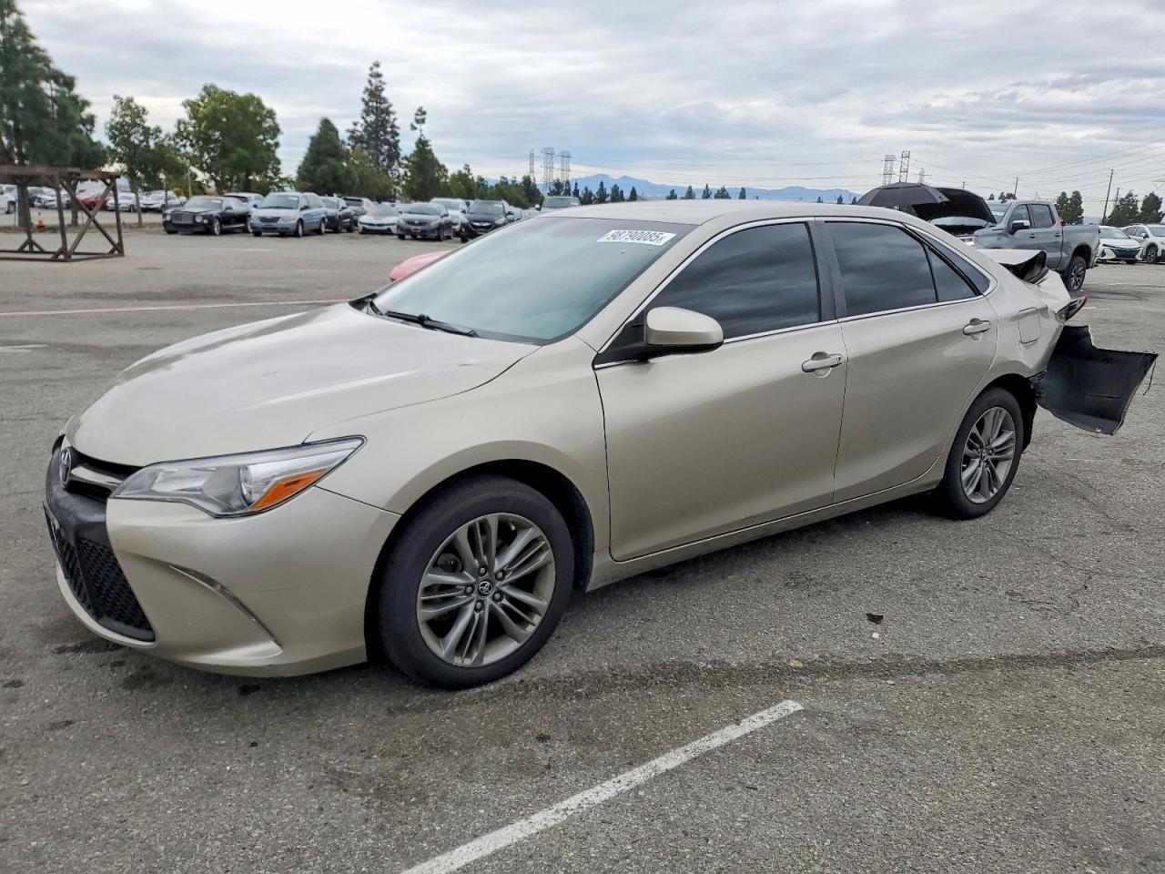 2016 TOYOTA CAMRY