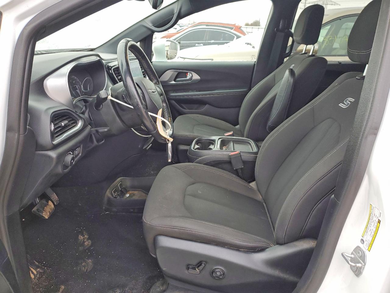 2019 CHRYSLER PACIFICA TOURING PLUS photo 7