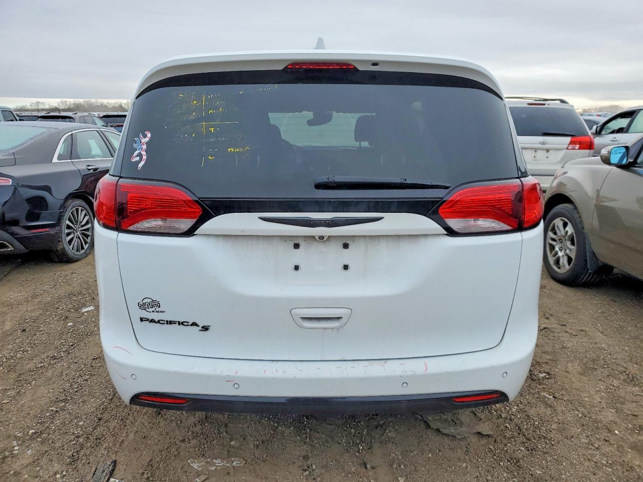 2019 CHRYSLER PACIFICA TOURING PLUS photo 6