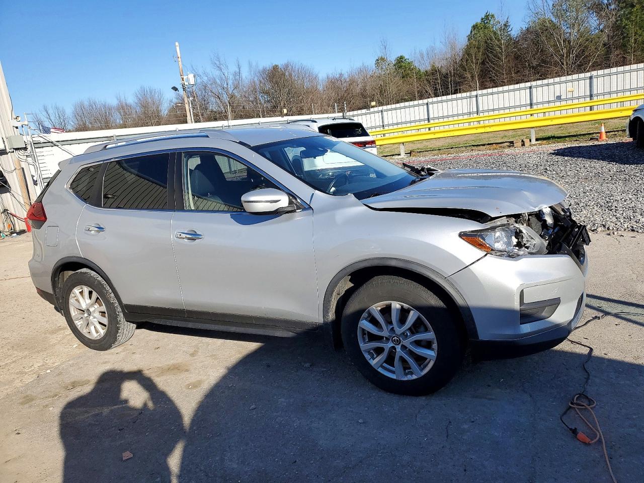 2019 NISSAN ROGUE S photo 4