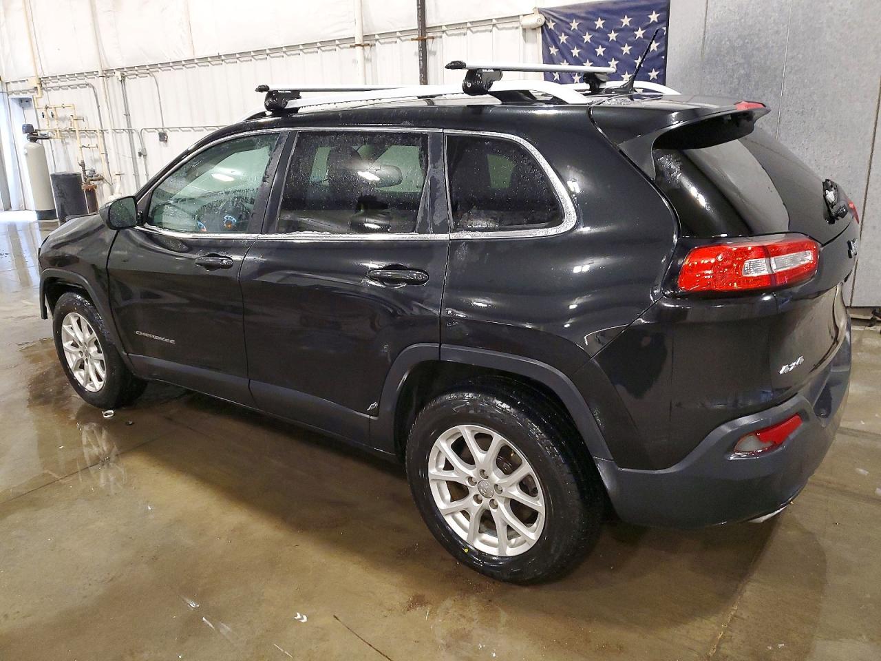 2015 JEEP CHEROKEE LATITUDE photo 3