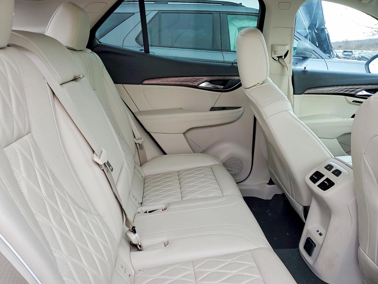 2023 BUICK ENVISION AVENIR photo 19