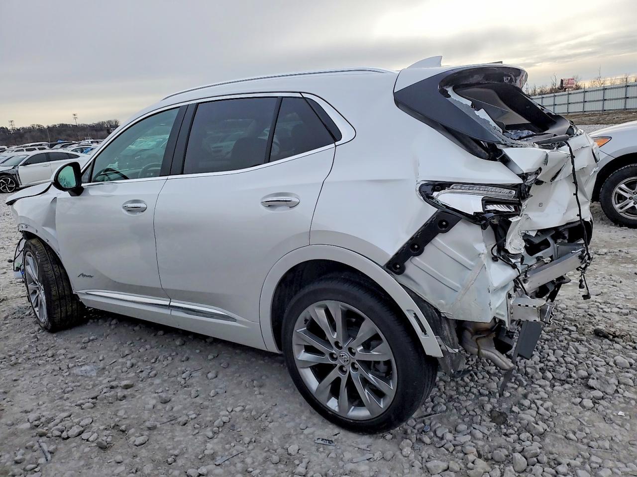 2023 BUICK ENVISION AVENIR photo 3