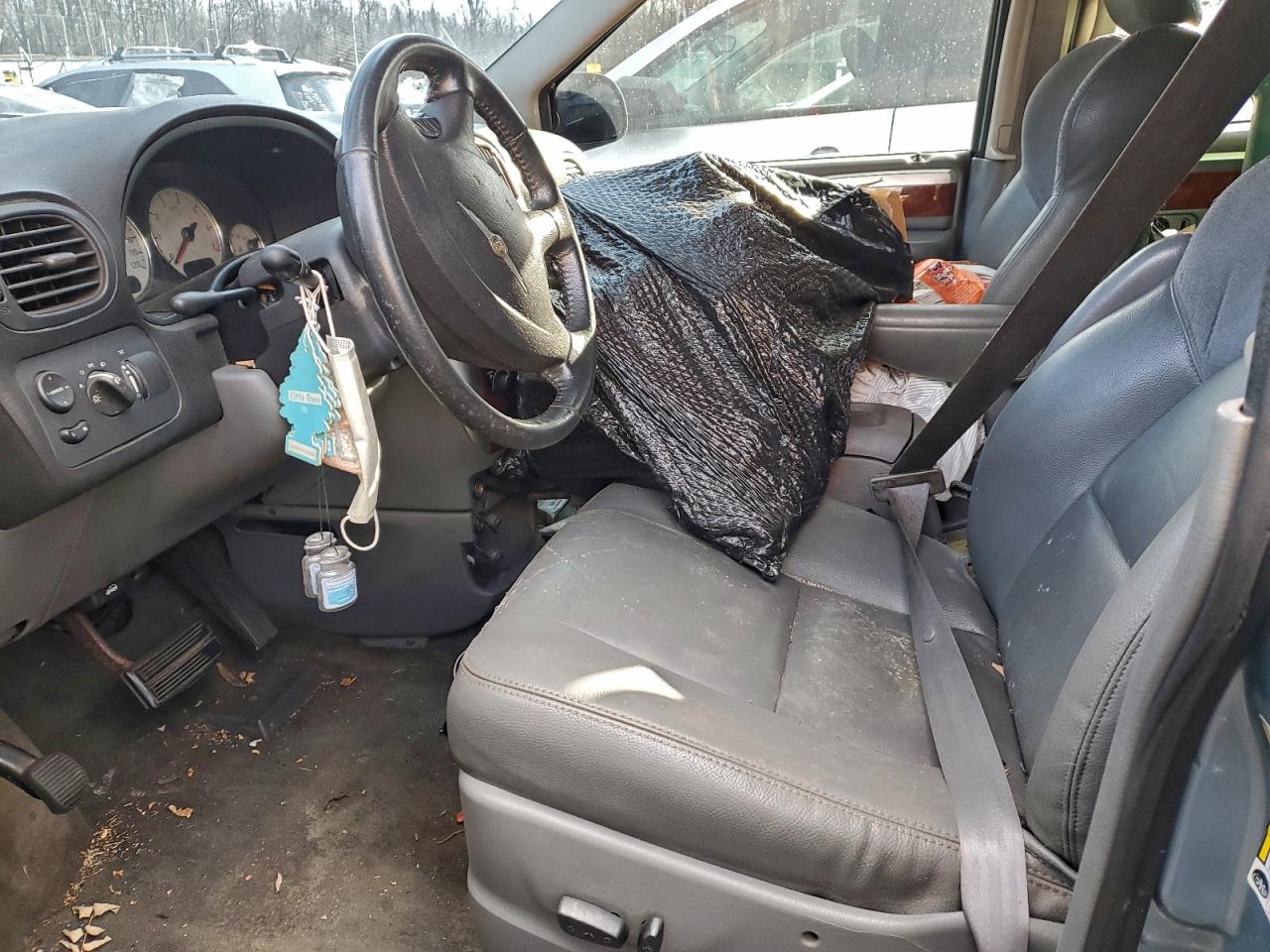 2005 CHRYSLER TOWN & COUNTRY LIMITED photo 7