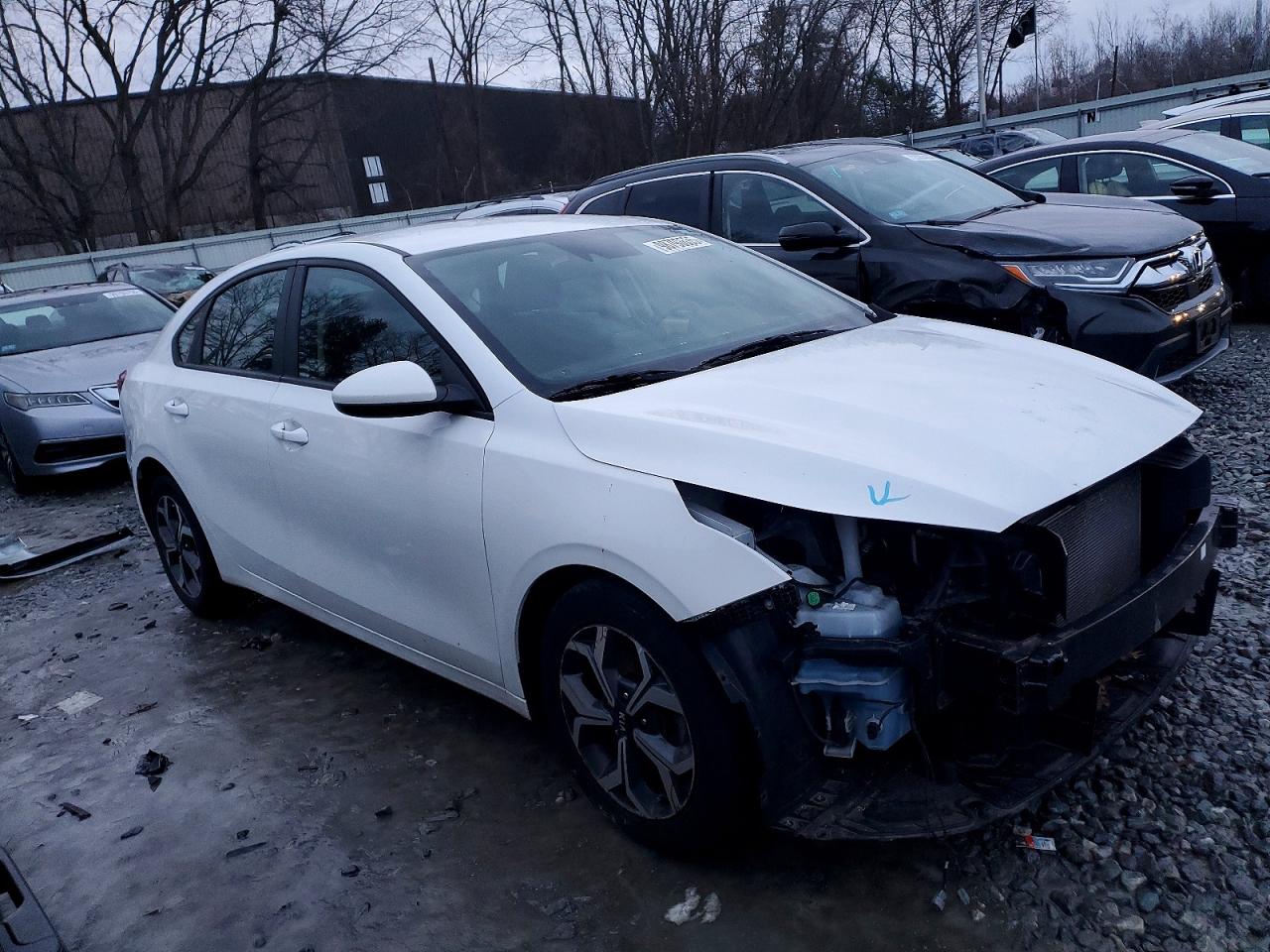 2021 KIA FORTE LXS photo 4