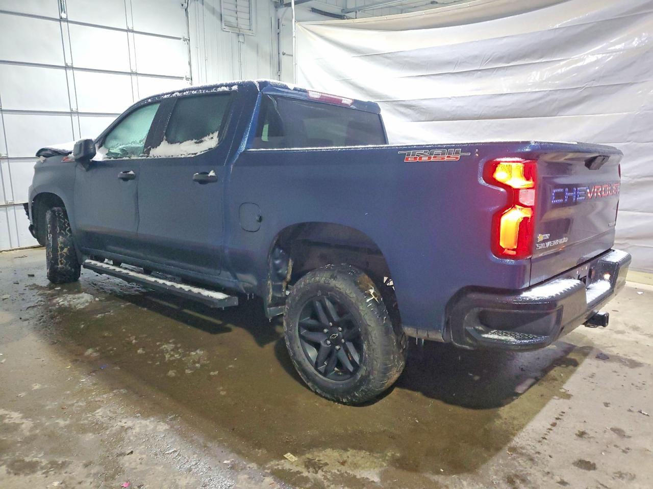 2019 CHEVROLET SILVERADO K1500 TRAIL BOSS CUSTOM photo 2