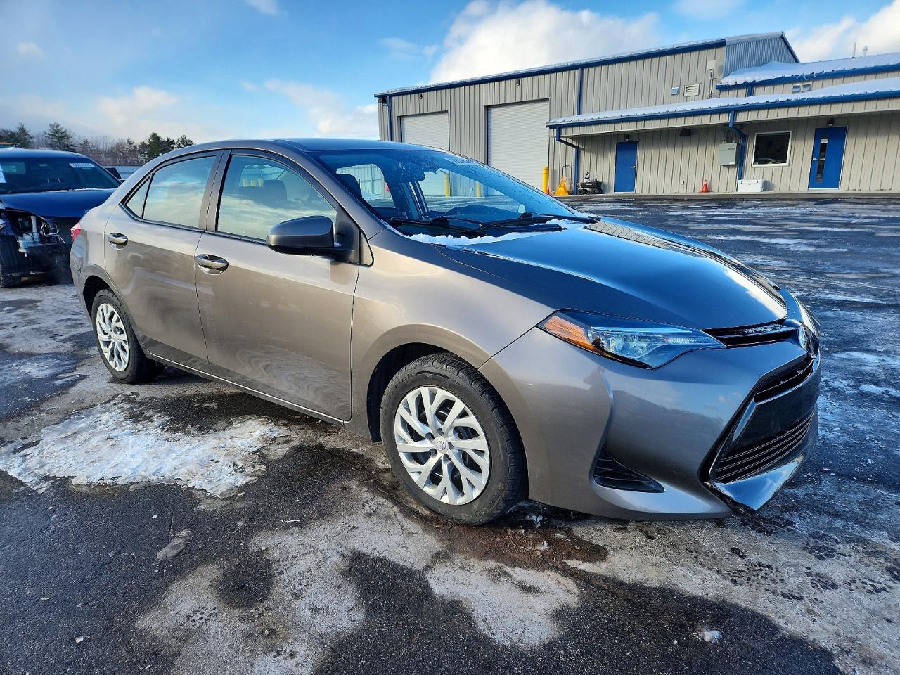 2019 TOYOTA COROLLA L photo 4