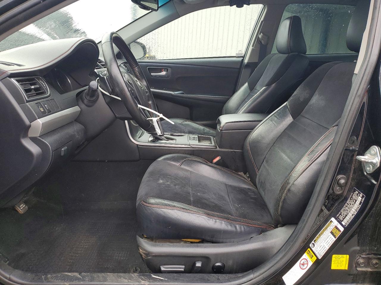 2016 TOYOTA CAMRY LE photo 7