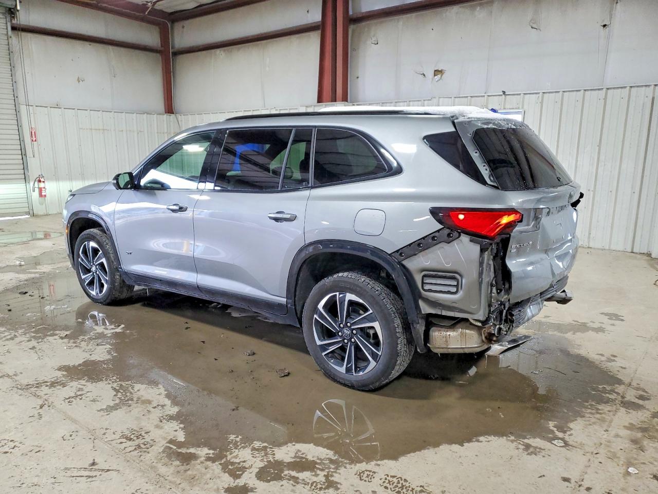 2025 BUICK ENCLAVE SPORT TOURING photo 2