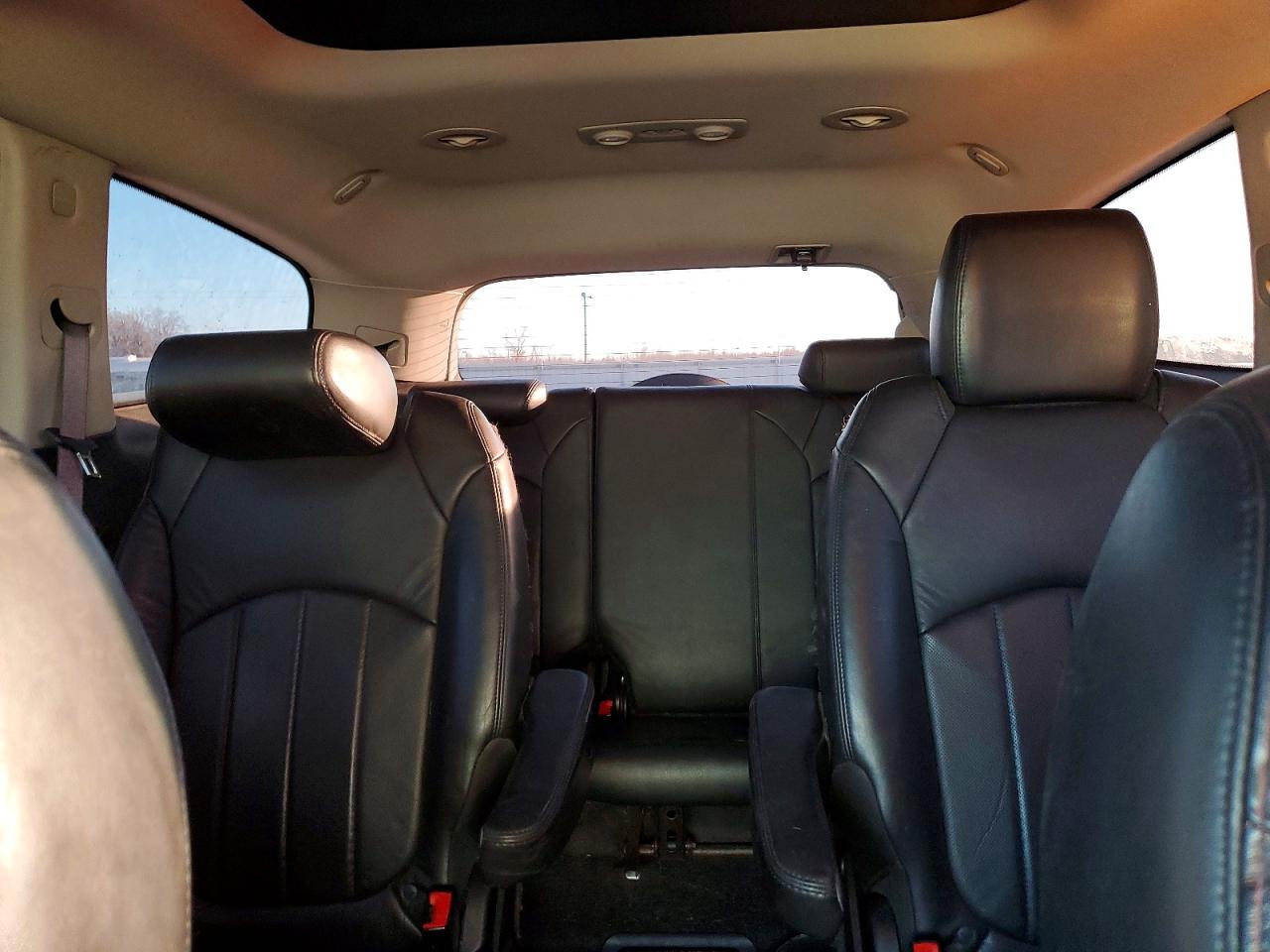 2011 BUICK ENCLAVE CXL photo 28