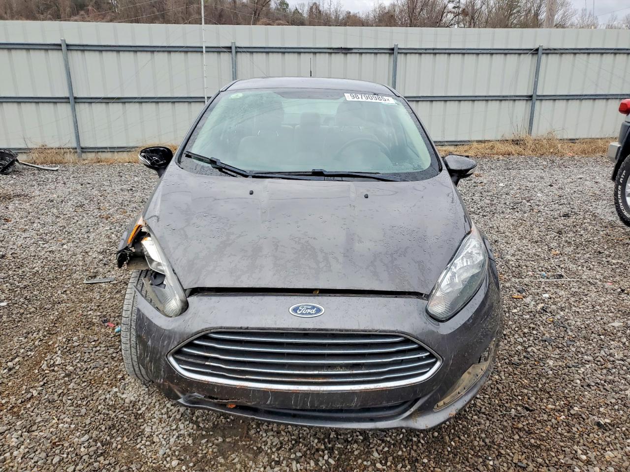 2016 FORD FIESTA SE photo 5
