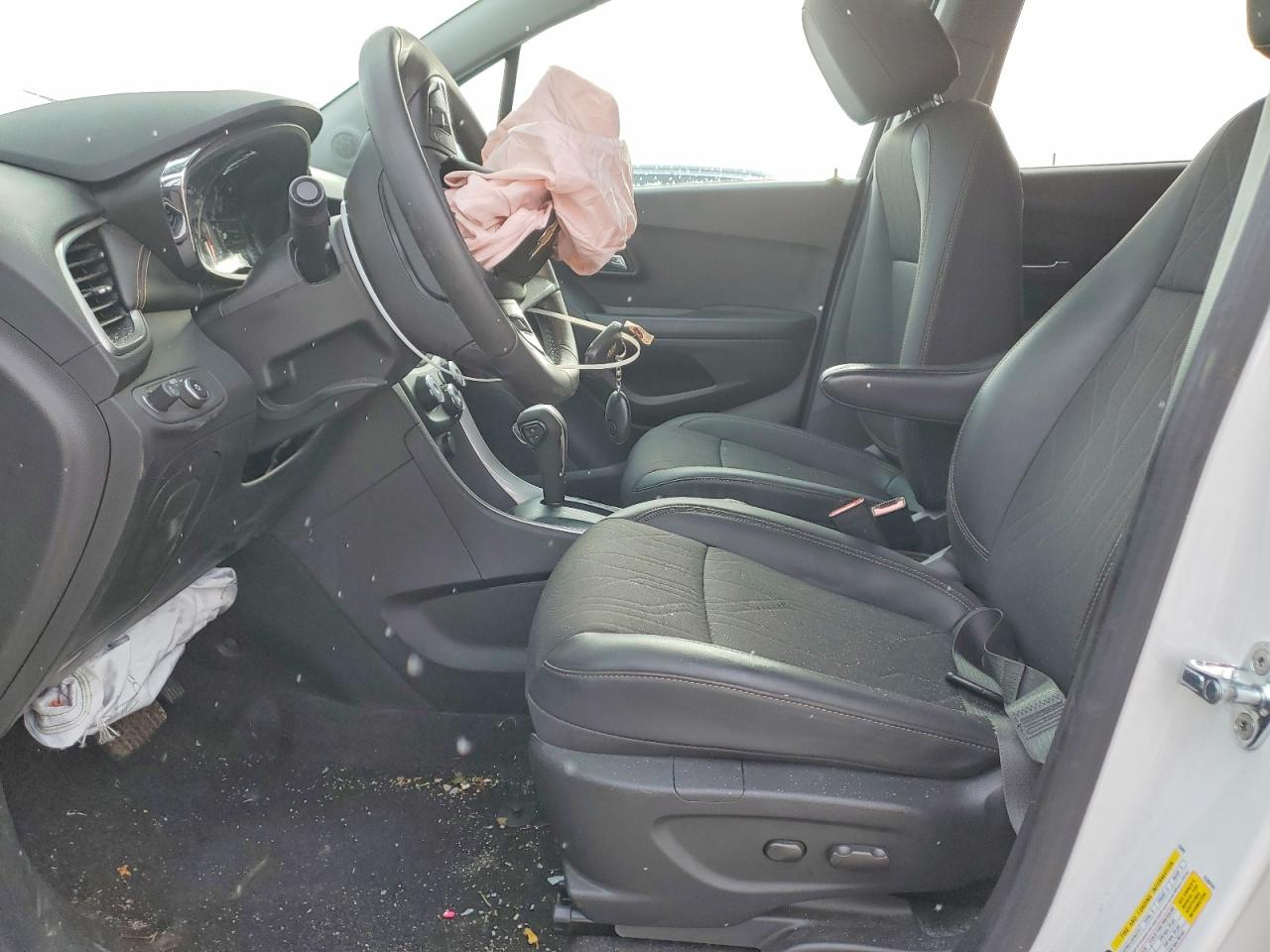 2022 CHEVROLET TRAX 1LT photo 7