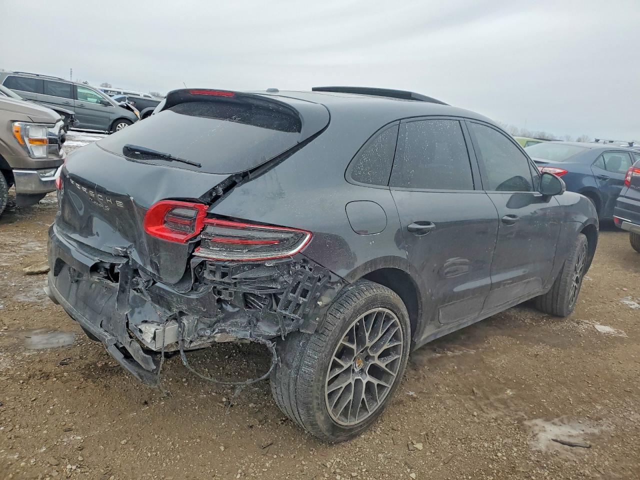 2018 PORSCHE MACAN S photo 3