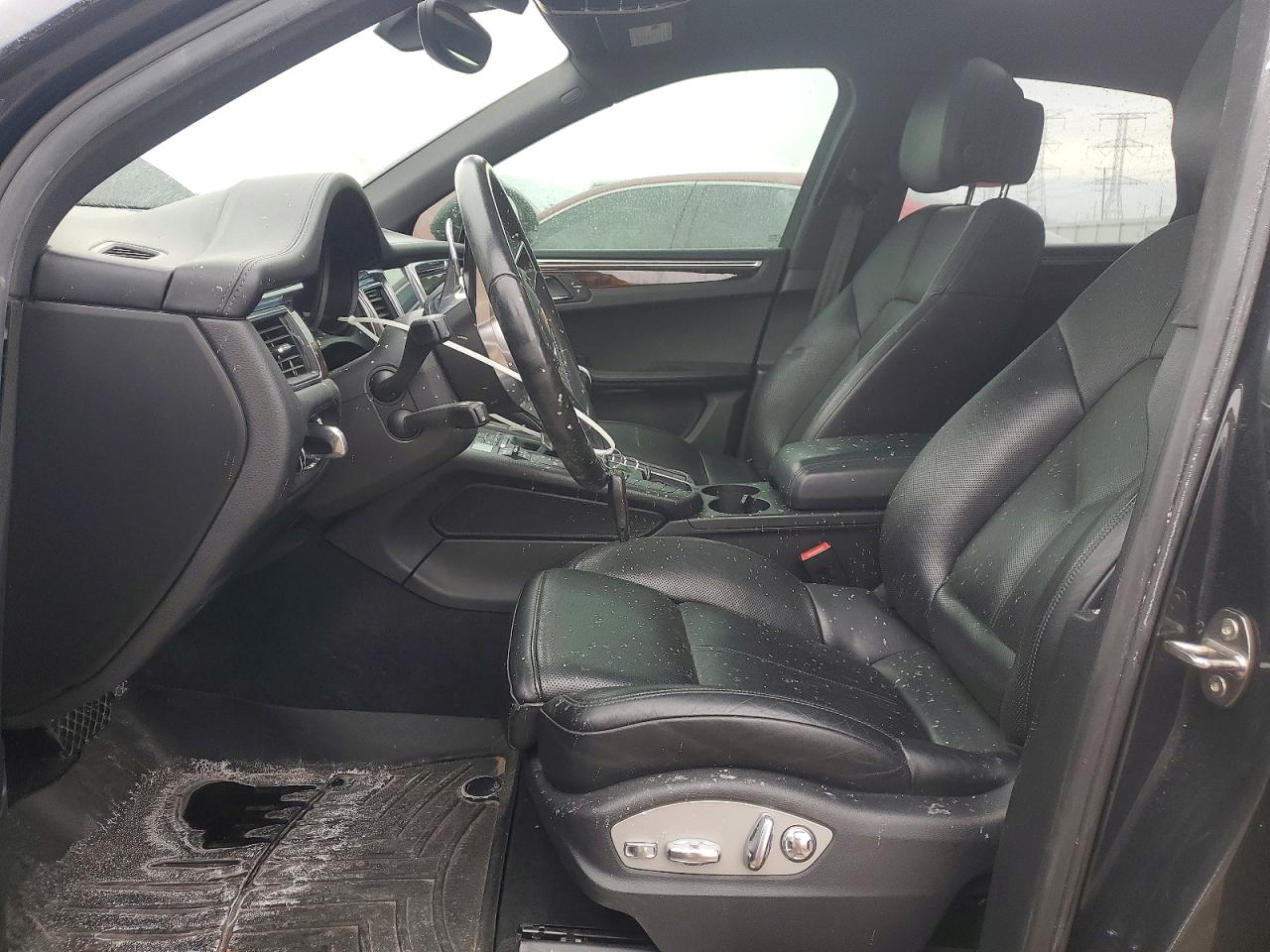 2018 PORSCHE MACAN S photo 7