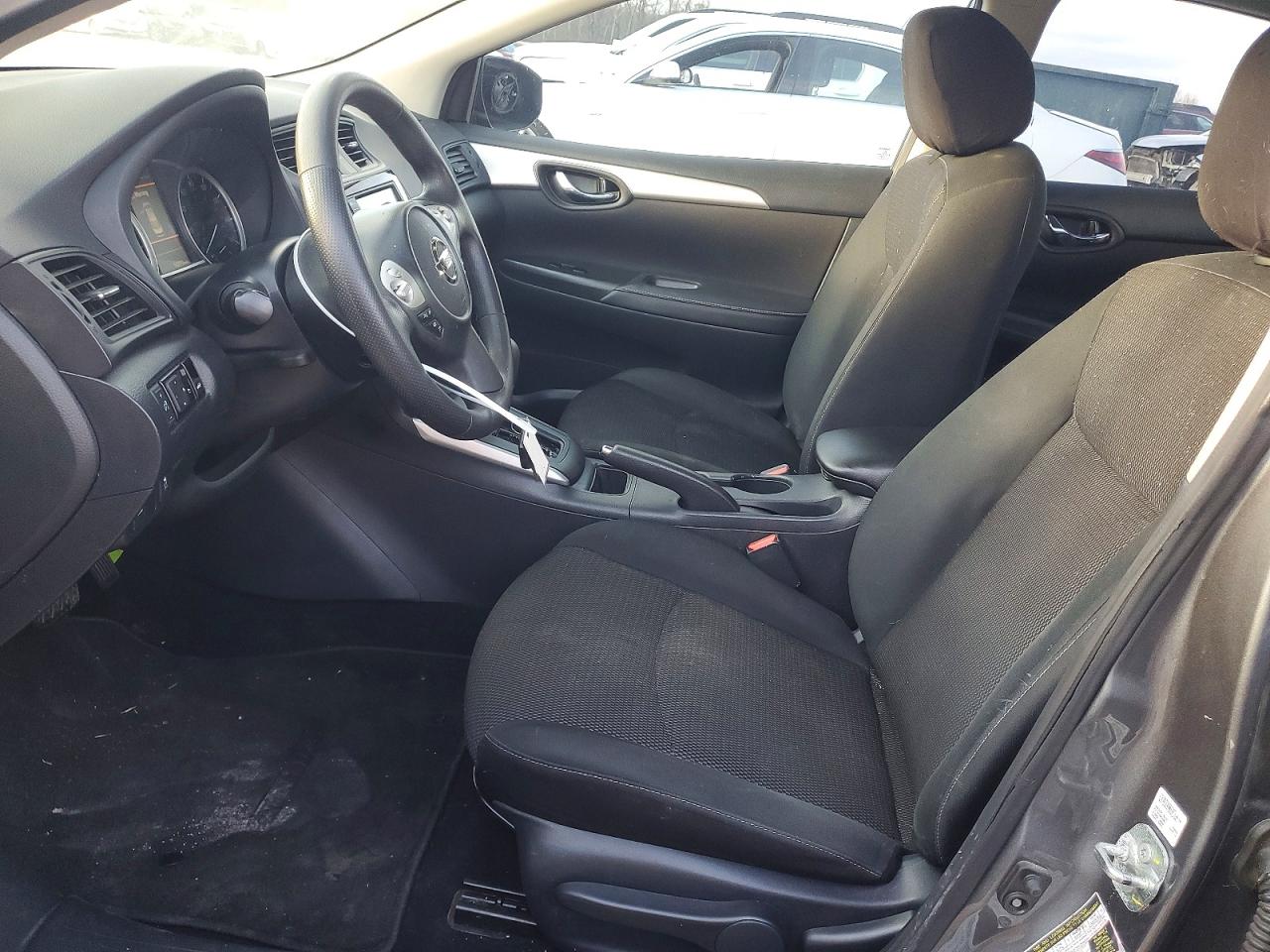 2019 NISSAN SENTRA S photo 7