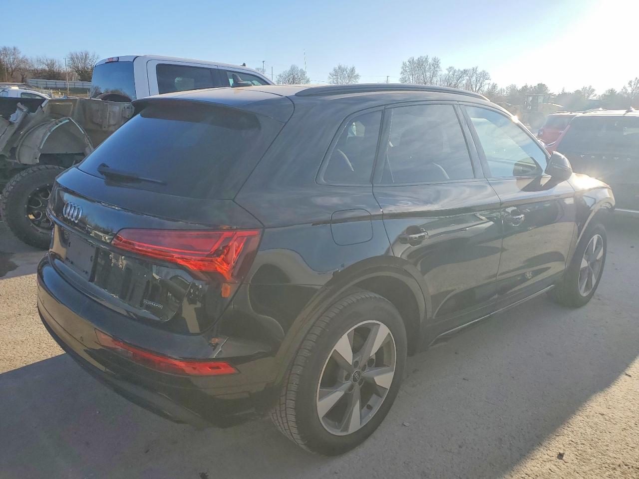 2025 AUDI Q5 PREMIUM 40 photo 5