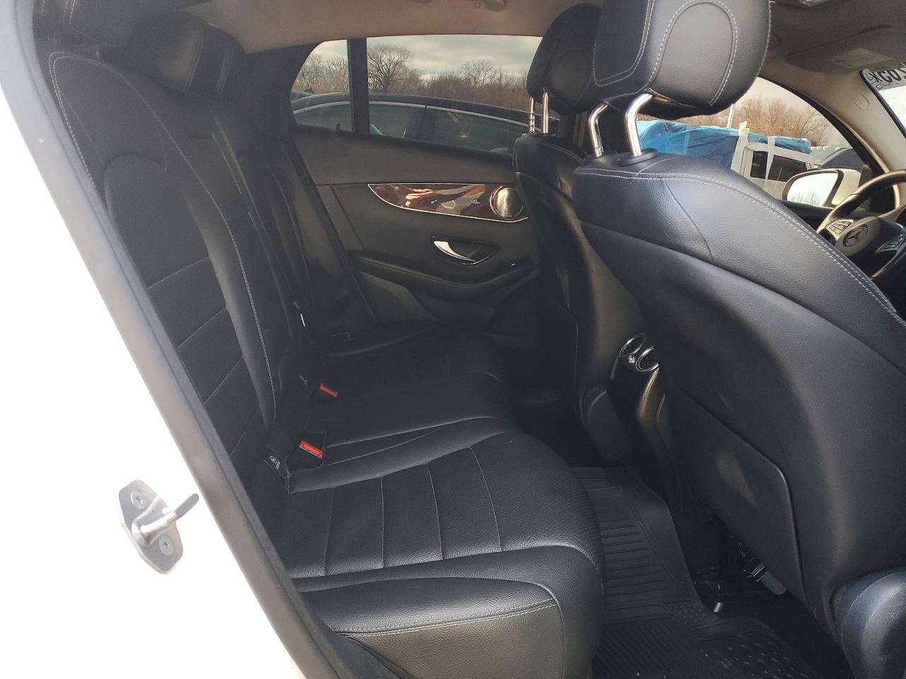 2017 MERCEDES-BENZ GLC COUPE 300 4MATIC photo 11