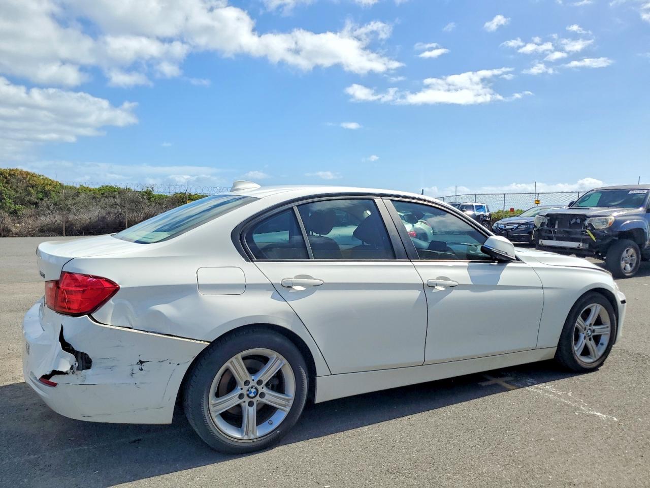 2013 BMW 328 I photo 3