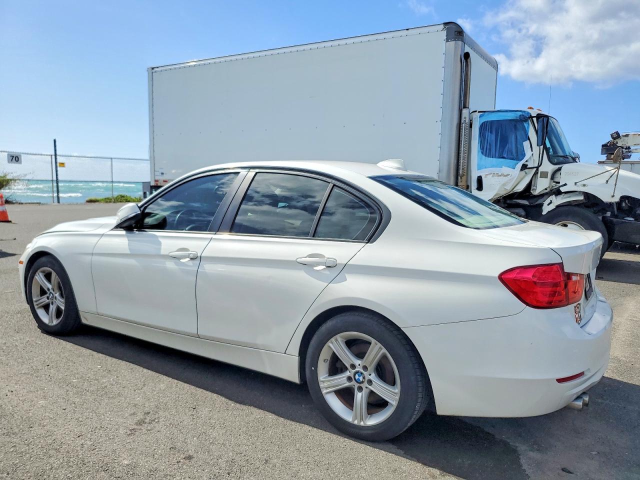 2013 BMW 328 I photo 2
