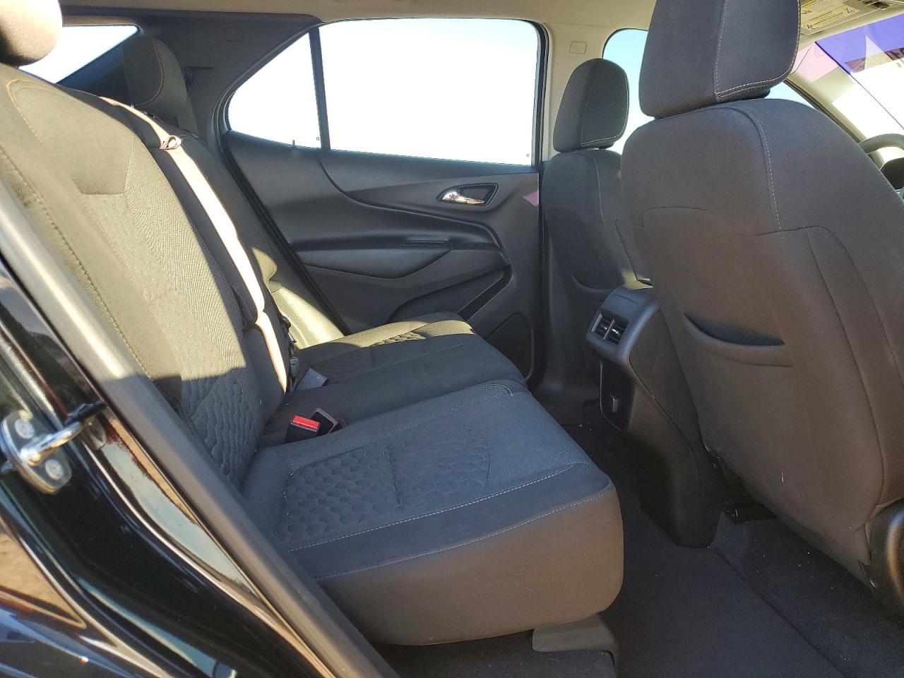 2018 CHEVROLET EQUINOX LT photo 11