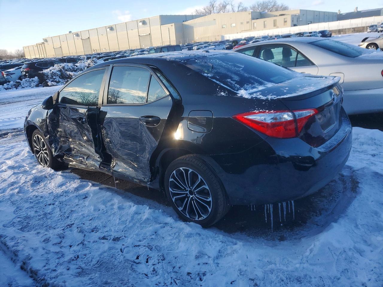 2014 TOYOTA COROLLA L photo 2
