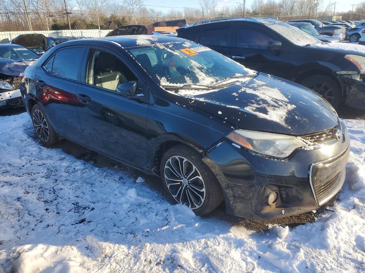 2014 TOYOTA COROLLA L photo 4