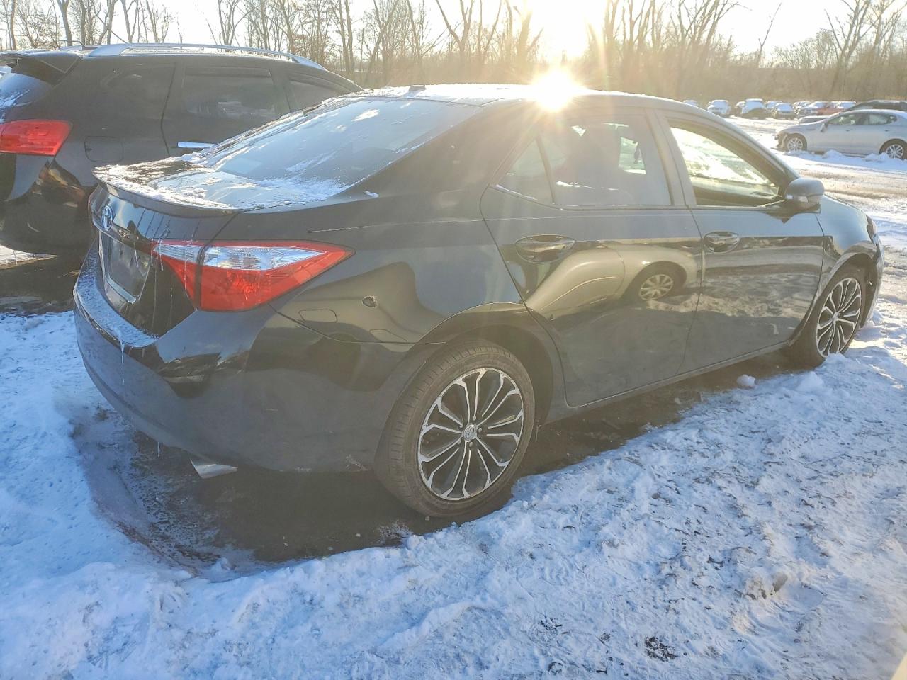 2014 TOYOTA COROLLA L photo 3