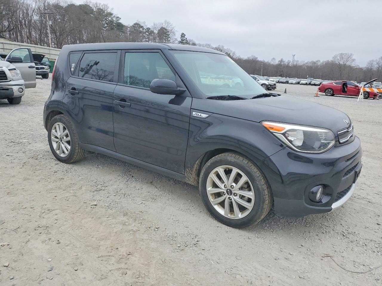 2018 KIA SOUL + photo 4