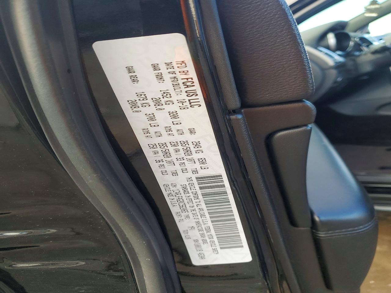 2019 JEEP GRAND CHEROKEE LAREDO photo 12