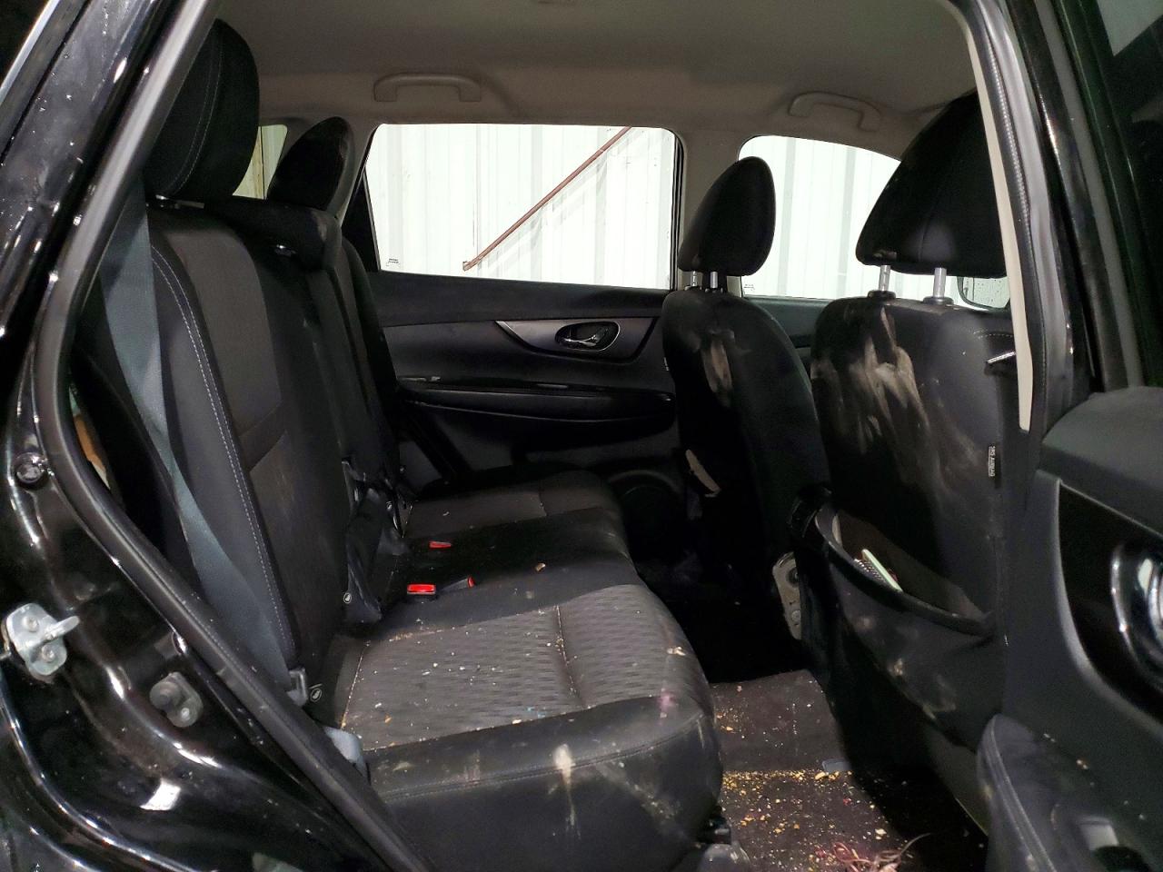 2017 NISSAN ROGUE photo 31