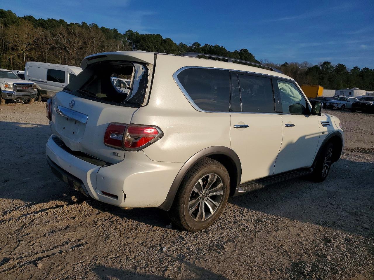 2020 NISSAN ARMADA SV photo 5