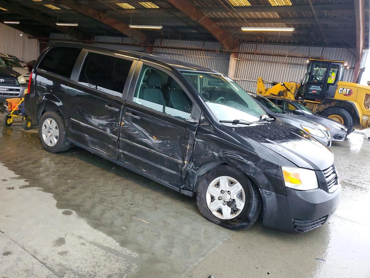 2010 DODGE GRAND CARAVAN C/V photo 4
